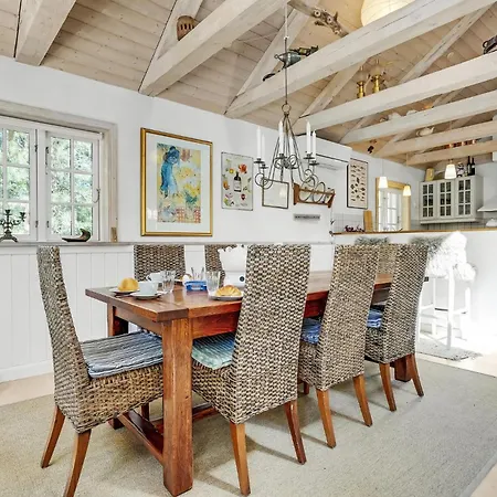 بيت للعطل Beautiful In With Kitchen شتايغ